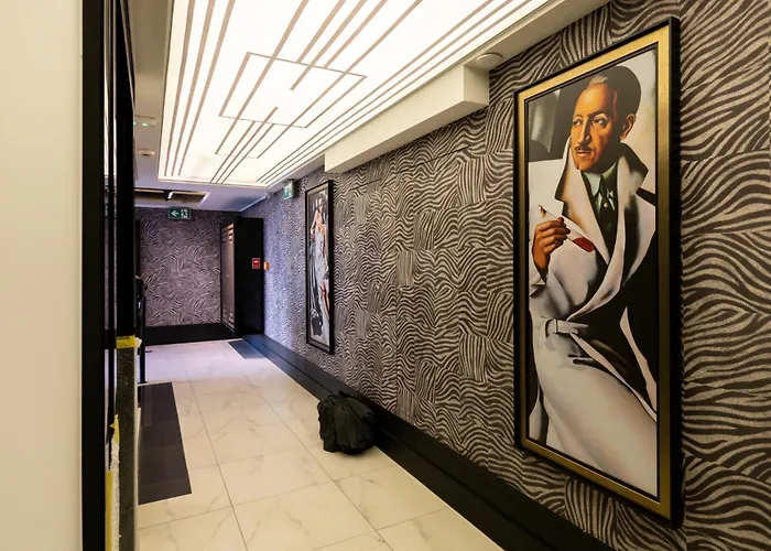 Nap Maison D'or Apartment